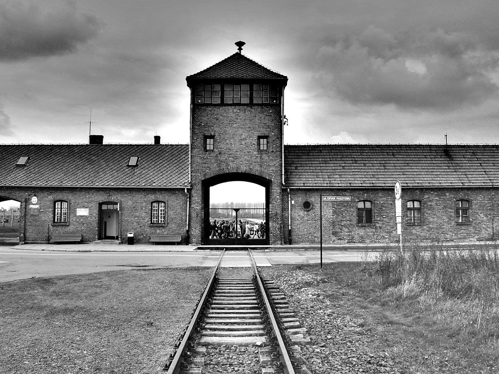 Auschwitz Birkenau Museum Location On Map Krakow Wiki
