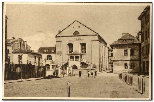 Izaak Synagoue in the Jewish Quarter Krakow, picture from circa 1935