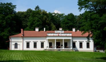 Jan Paderewski Centre and Museum in Kąśna Dolna
