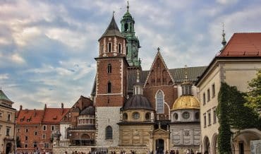 Krakow: Unveiling Its Heritage & Practical Travel Tips